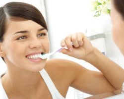 Proper Teeth Brushing For a Healthy Smile